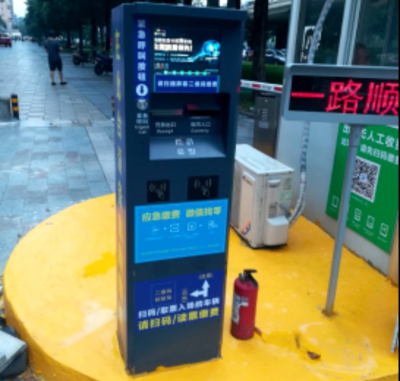 四川成都中房蓝水湾停车场收费管理系统及设备案例