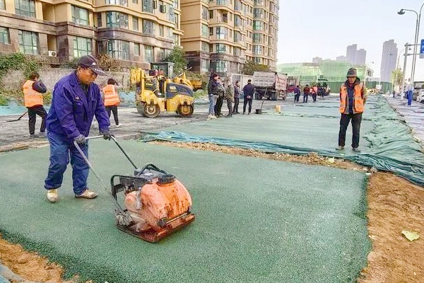 解决停车难问题，河南省漯河市加大公共停车场建设力度