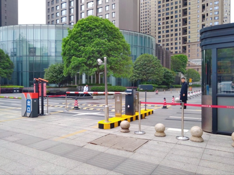 湖南长沙嘉熙中心停车场收费管理系统及设备案例