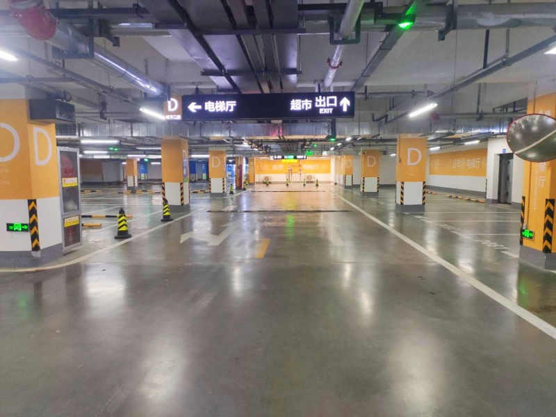 山东青岛万达广场(青特店)停车场收费管理系统及设备案例