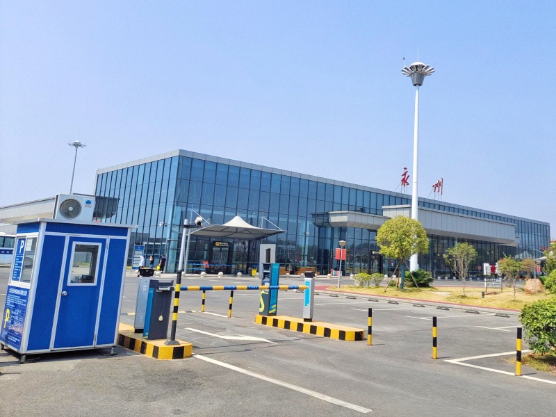 湖南永州零陵机场停车场道闸系统及设备案例