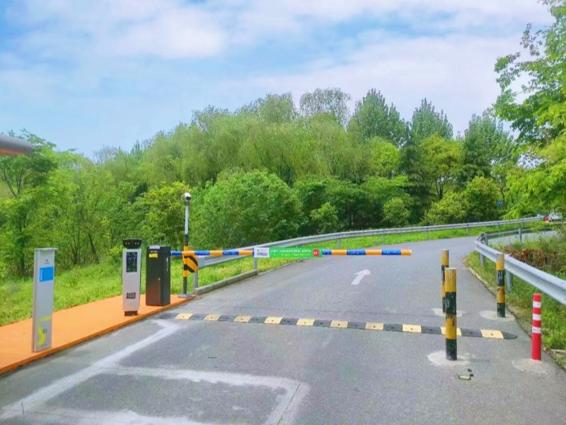 江苏南京金牛湖风景区停车场收费管理系统及设备案例