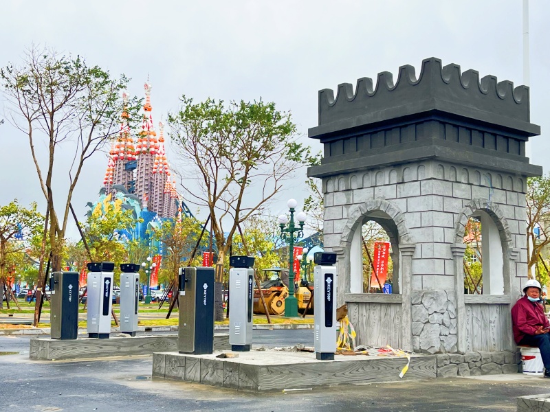 福建泉州八仙过海旅游度假区停车场道闸系统及设备案例