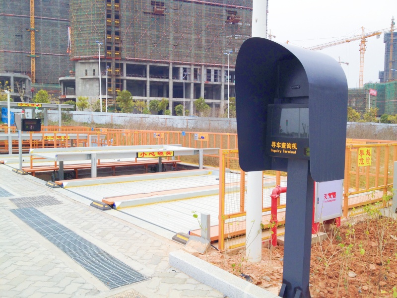 福建厦门海沧阿罗海城市广场停车场车位引导系统及设备案例