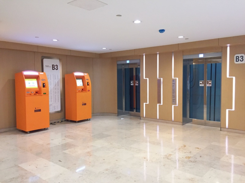 江苏南京德基广场停车场收费管理系统及设备案例