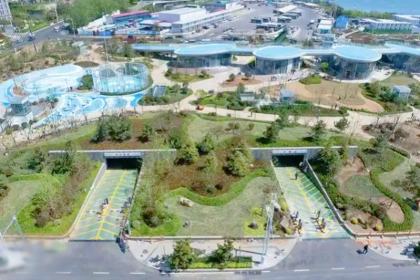 麦岛路西侧停车场“五一”投入使用，智慧系统助力沿海区域停车管理
