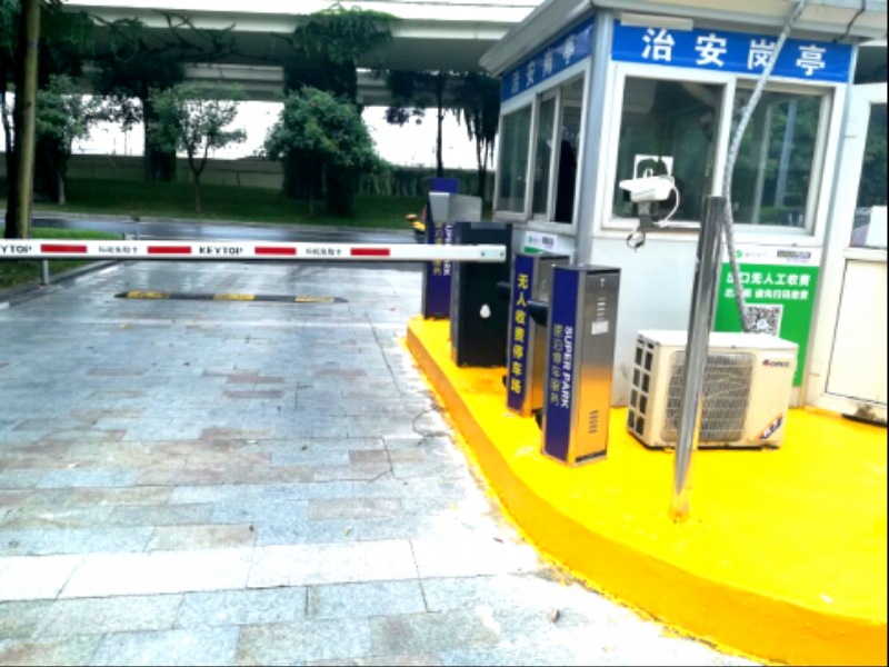 四川成都中房蓝水湾停车场收费管理系统及设备案例