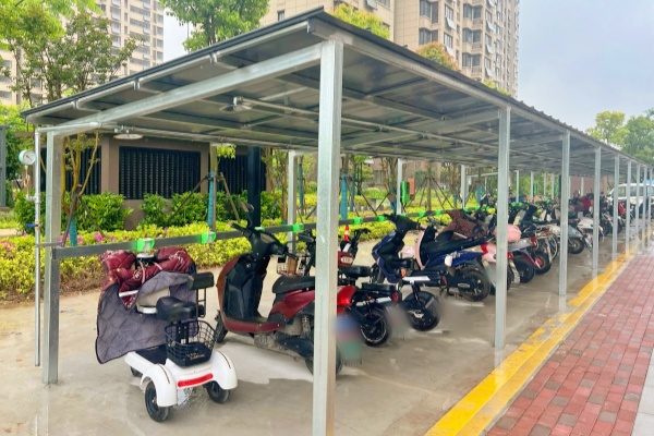 华亭里社区升级6处电动自行车车棚，探索“以空间换服务”治理模式