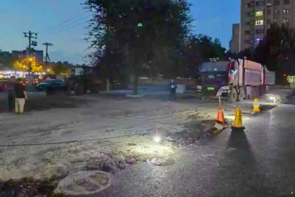 停车场焕新记：五里店街道用民生实事点亮双拥大街开篇