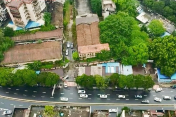 闲置地变身智慧停车场，白沙街道以爱国卫生整治破解民生难题