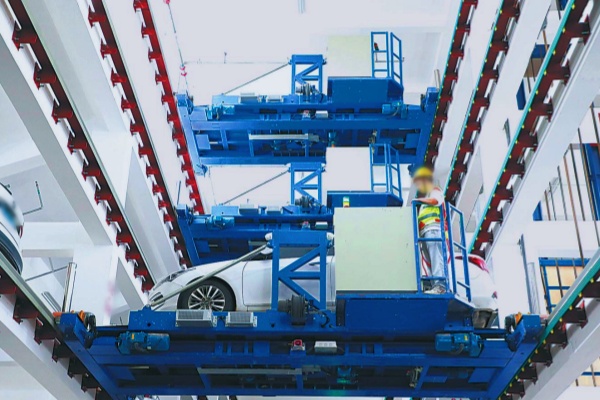 芜湖陡门巷立体空间实践：泵站与智能停车楼的‘共生之道’