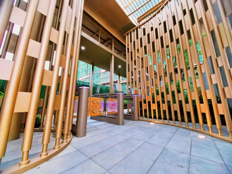 广东汕头中交和语湾小区人脸识别门禁管理系统及设备案例