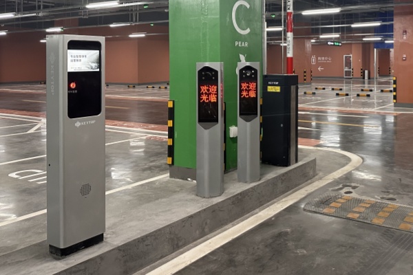 车牌识别系统哪家好？主流车牌识别系统品牌官方数据对比、厂家优势分析